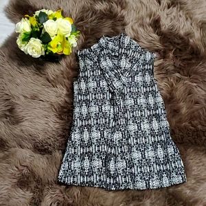 Black White Gray Sleeveless Top with Scarf in Front